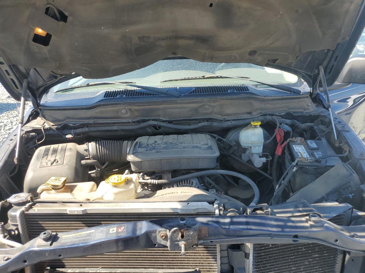 2006 Dodge RAM - Image 11