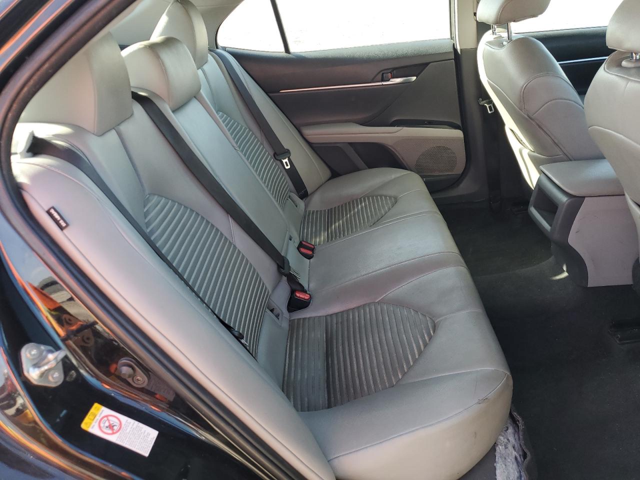 4T1B11HKXJU052226 TOYOTA CAMRY 2018
