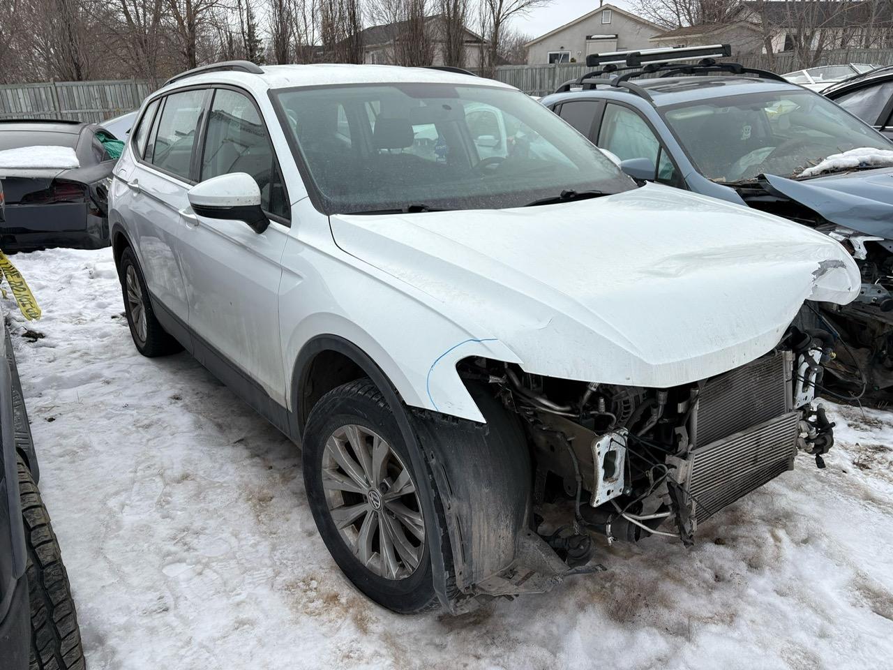 2020 Volkswagen Tiguan - Image 2