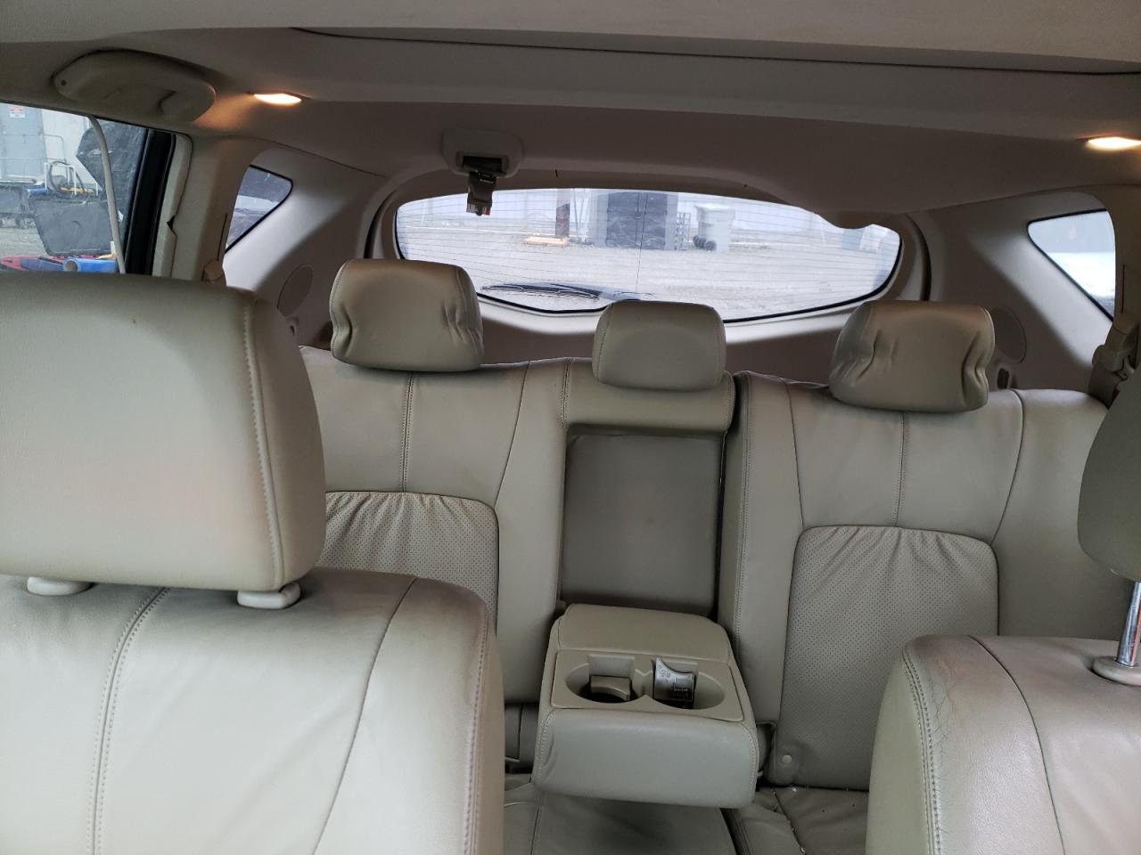 2010 Nissan Murano - Image 10