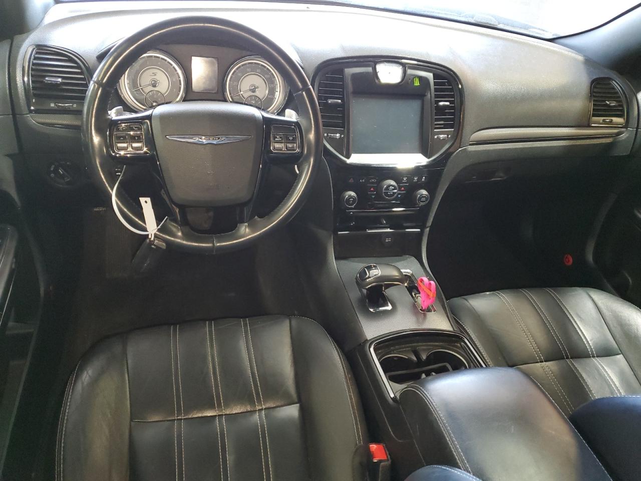 2013 Chrysler 300 - Image 8