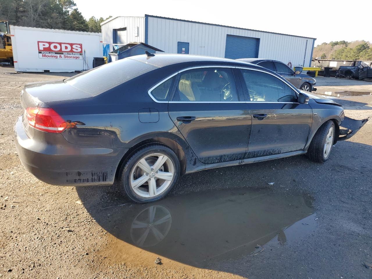 2015 Volkswagen Passat - Image 3