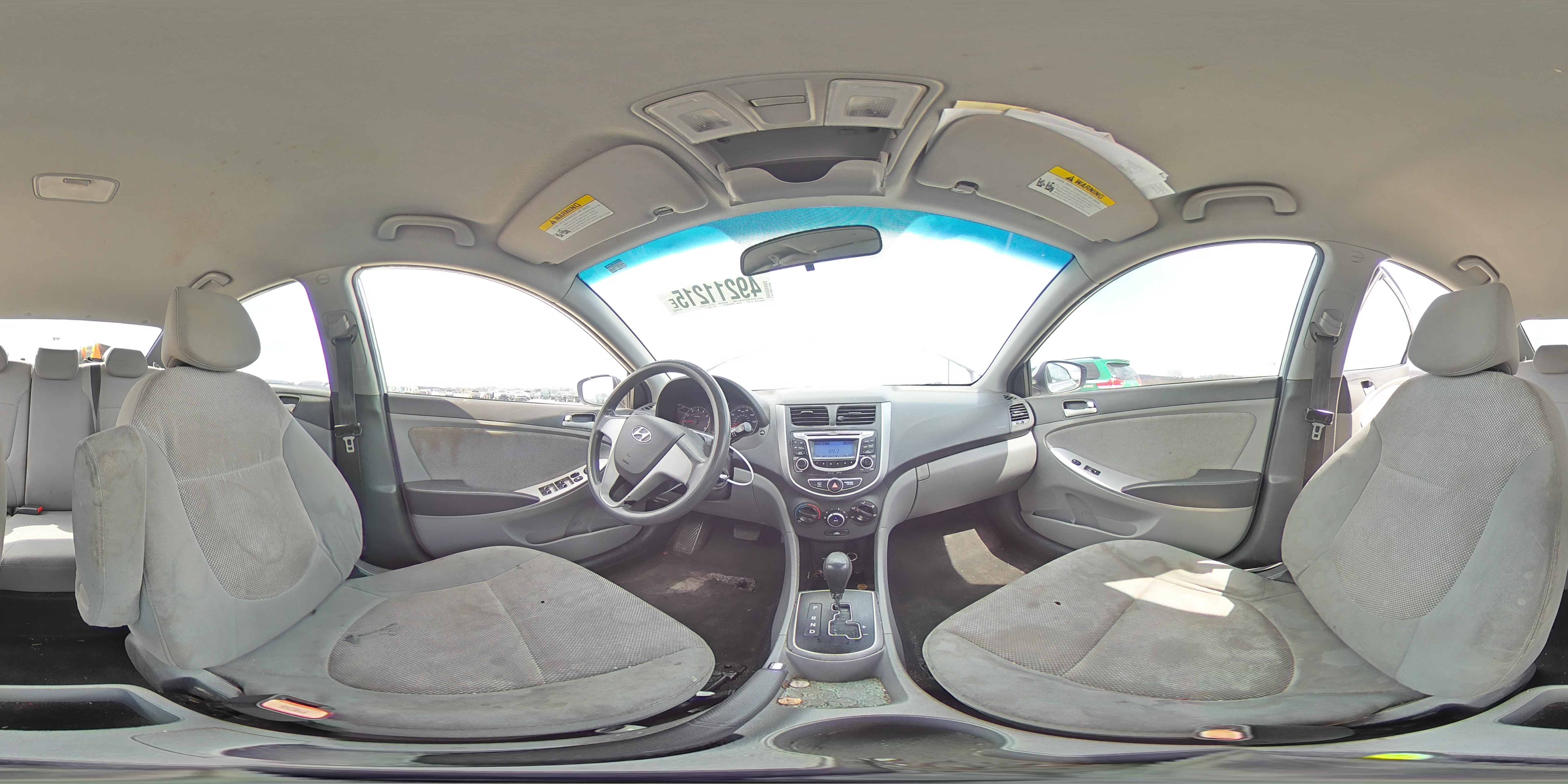 2013 Hyundai Accent - Image 12