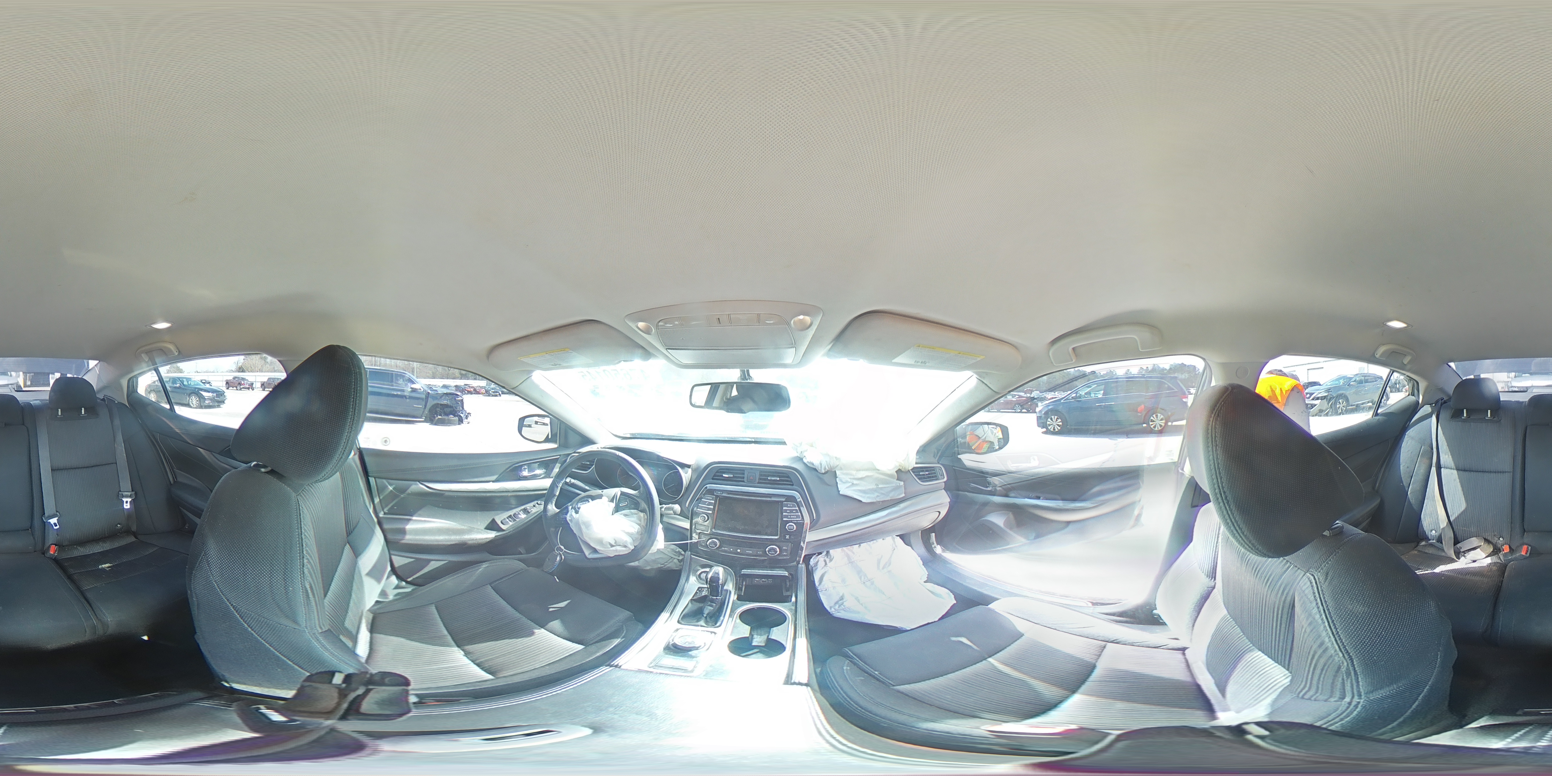 2019 Nissan Maxima - Image 13