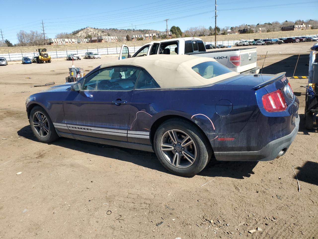 2012 Ford Mustang - Image 2