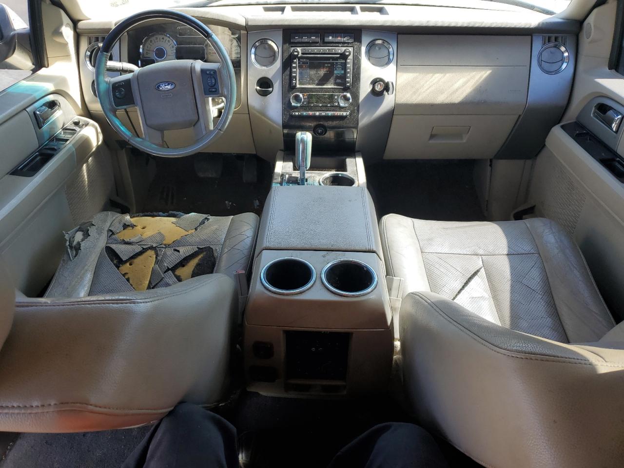 2012 Ford Expedition - Image 8