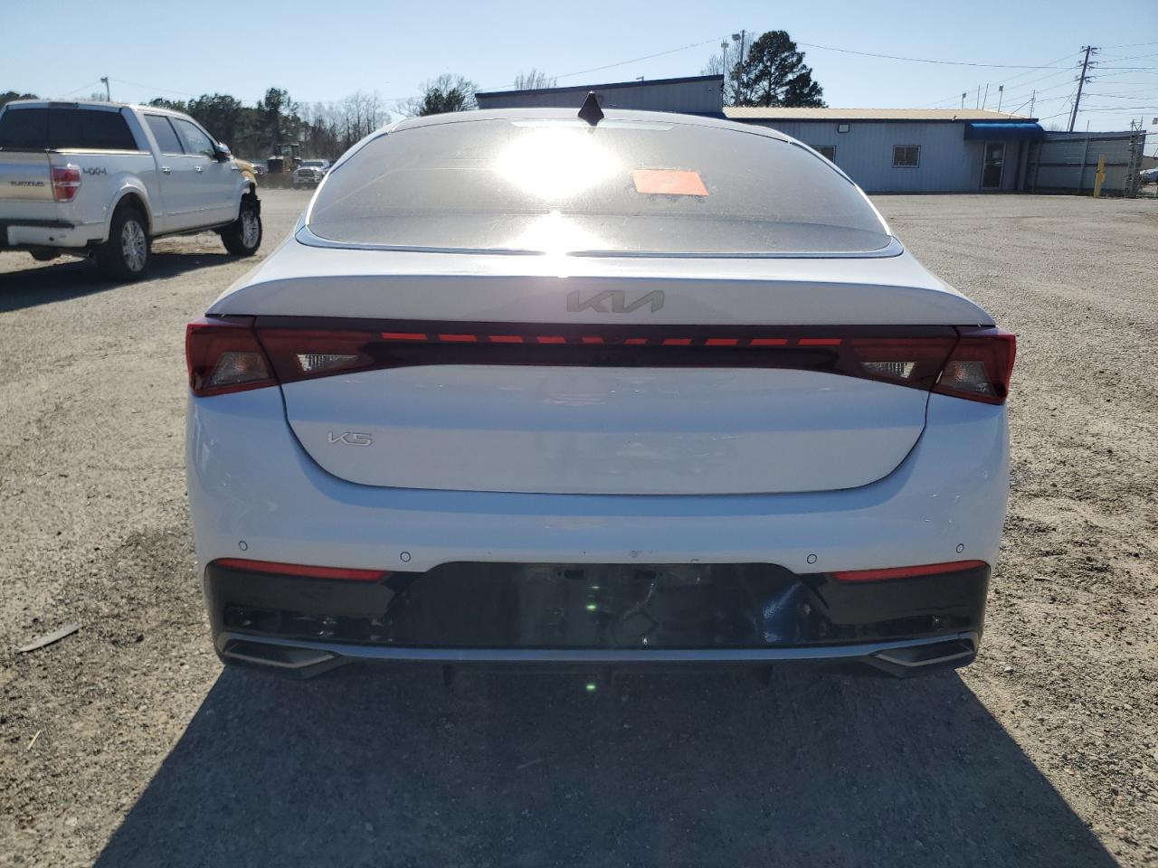 2023 Kia K5 - Image 6