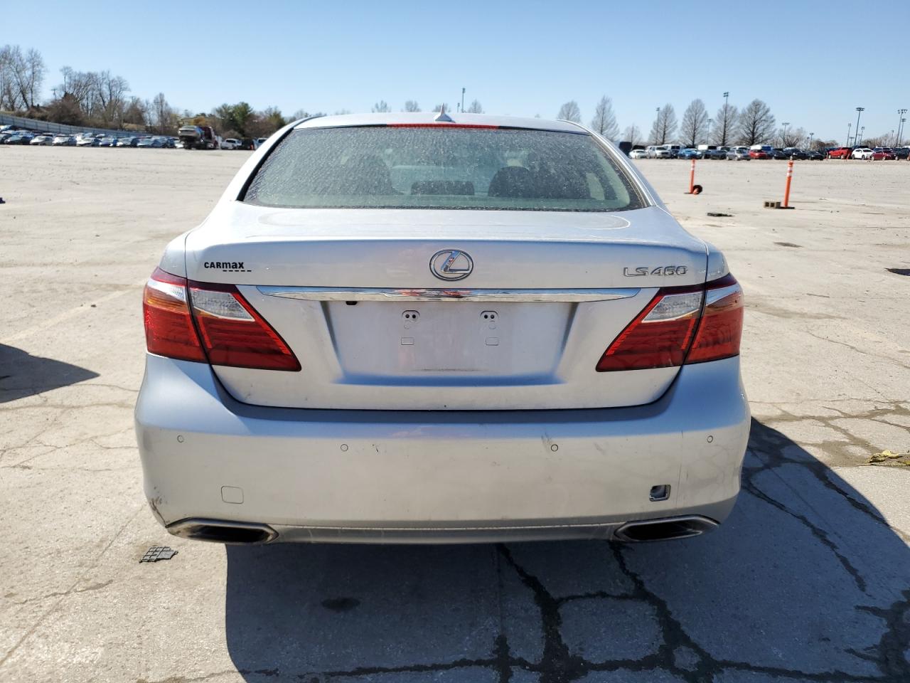 2012 Lexus LS - Image 6