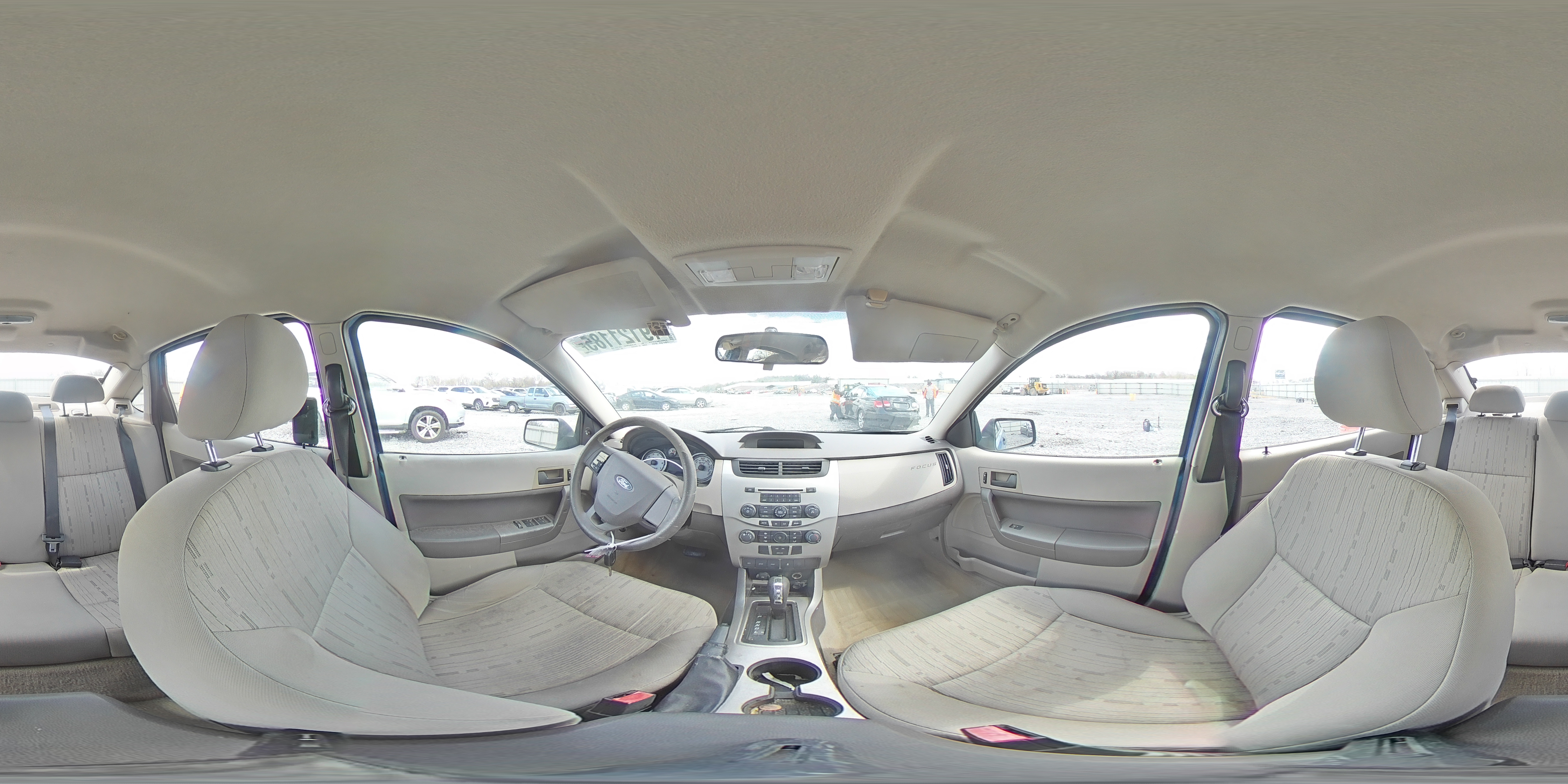 2010 Ford Focus - Image 13