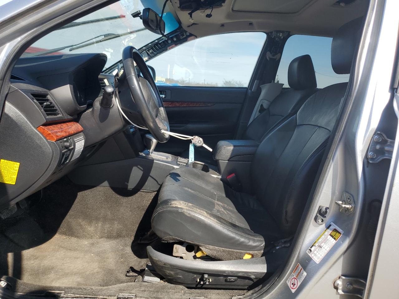 2012 Subaru Outback - Image 7