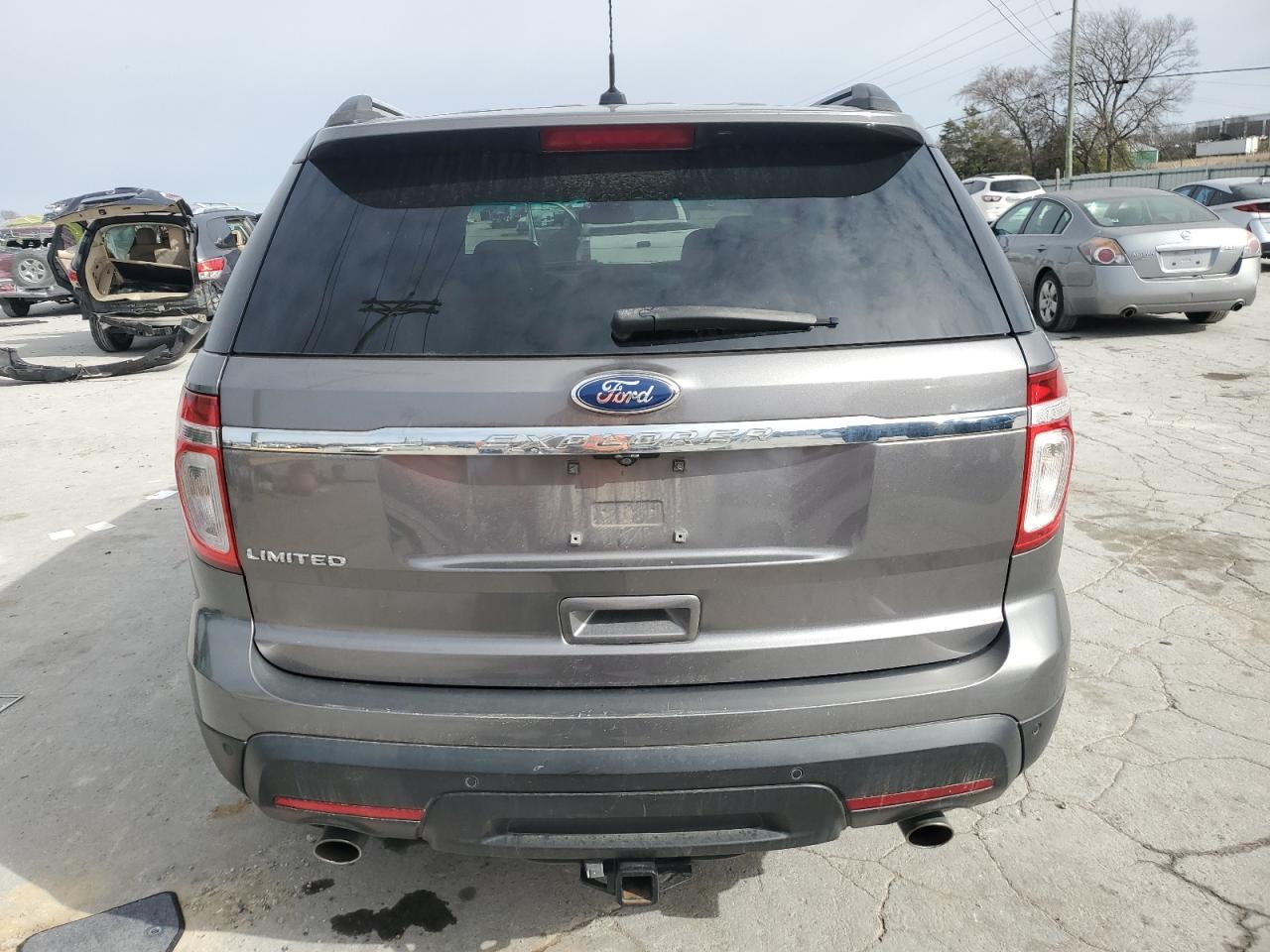 2011 Ford Explorer - Image 6
