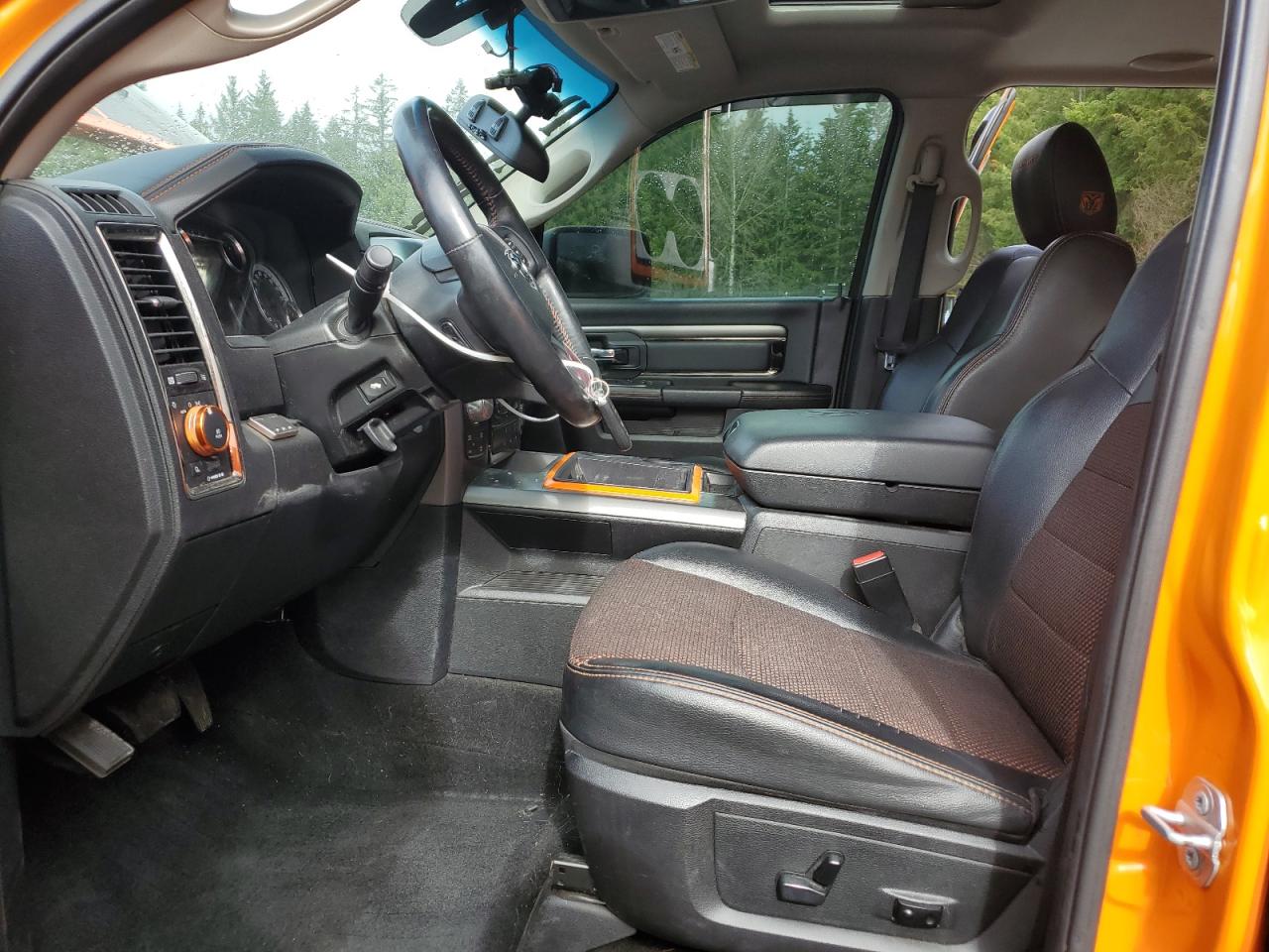 2015 RAM 1500 - Image 7