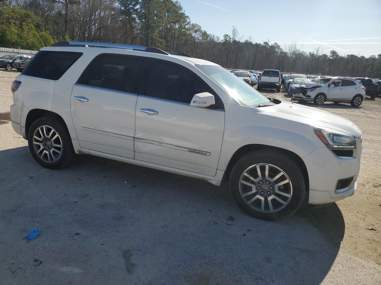 2014 GMC Acadia - Image 4