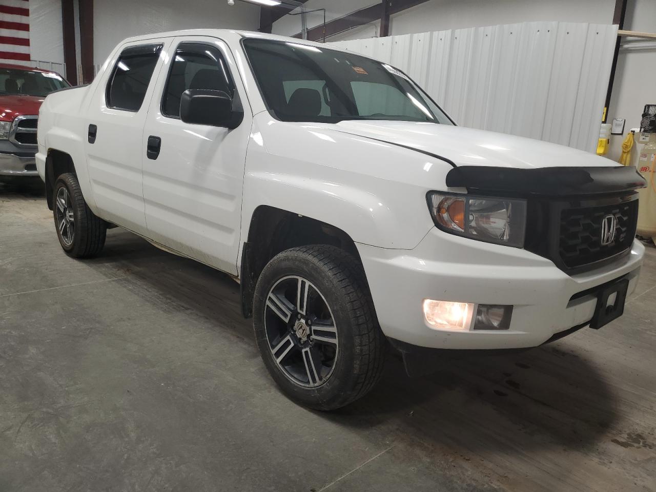 2013 Honda Ridgeline - Image 4