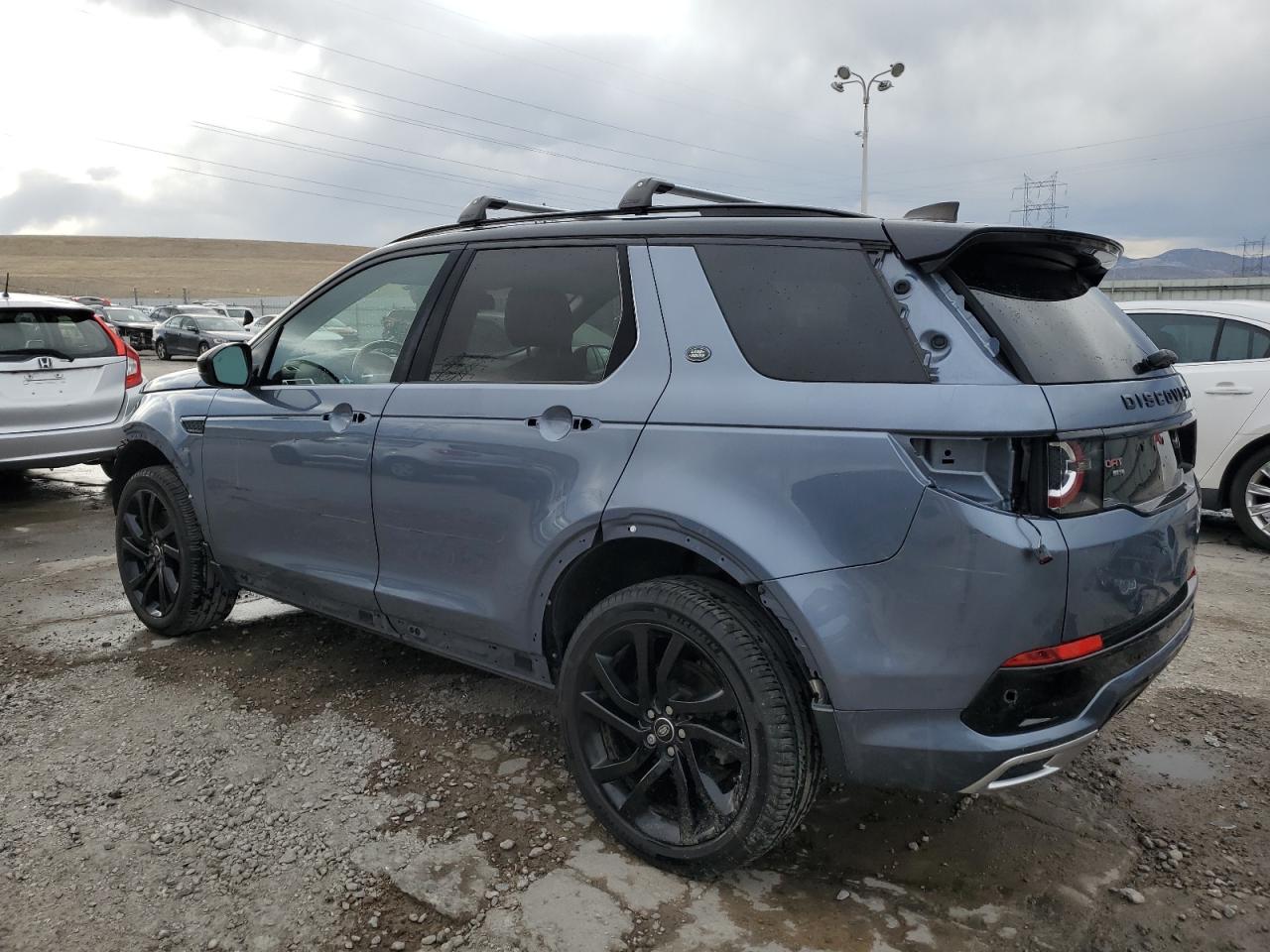 2018 Land Rover Discovery - Image 2
