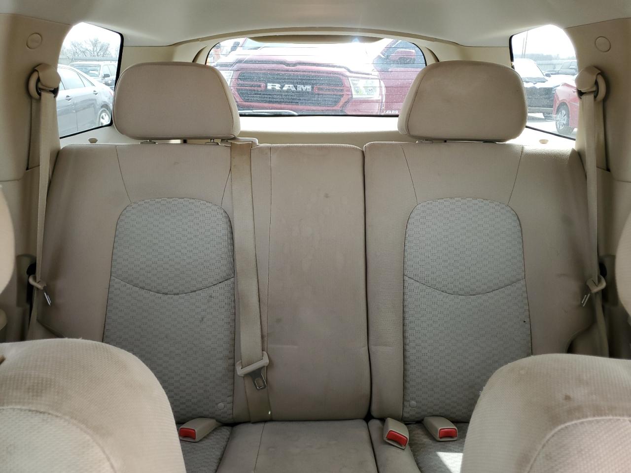 2009 Chevrolet HHR - Image 10