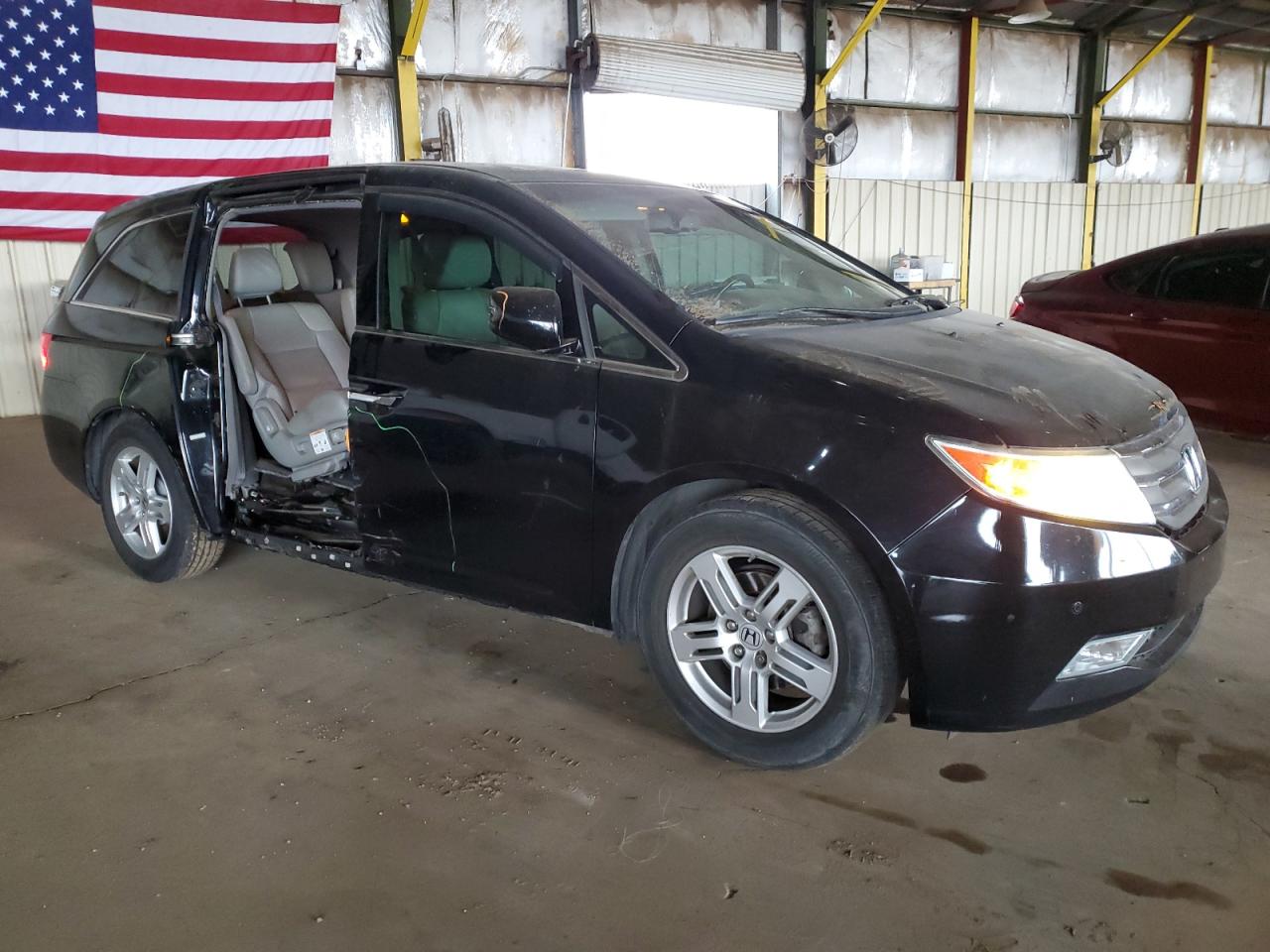2012 Honda Odyssey - Image 4