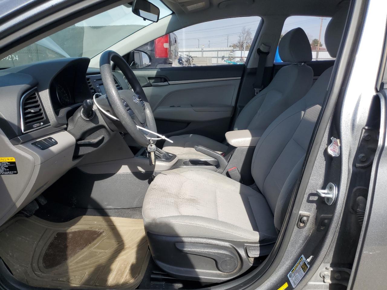 2017 Hyundai Elantra - Image 7