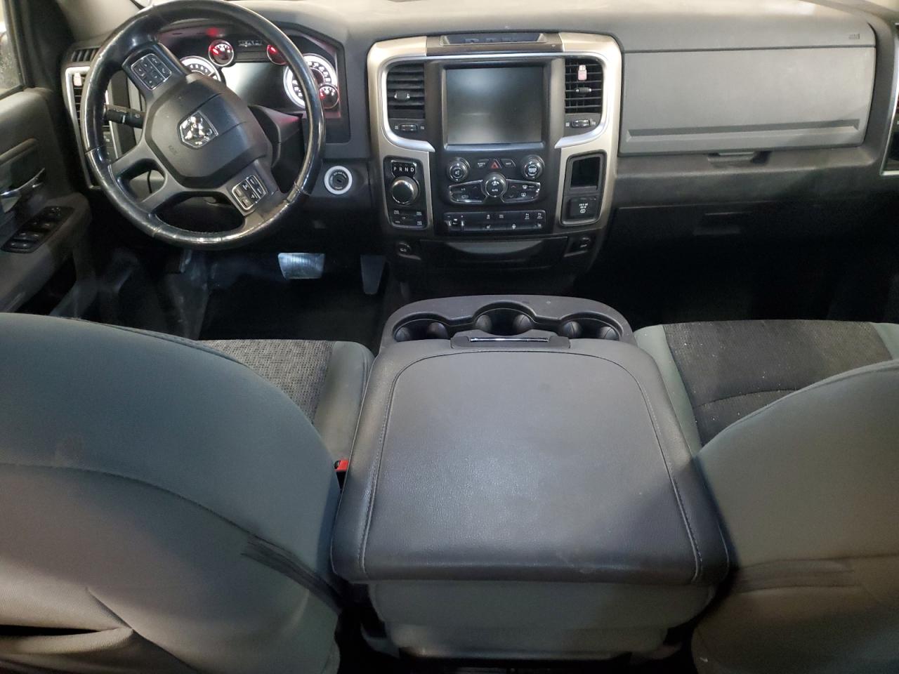 2015 RAM 1500 - Image 8