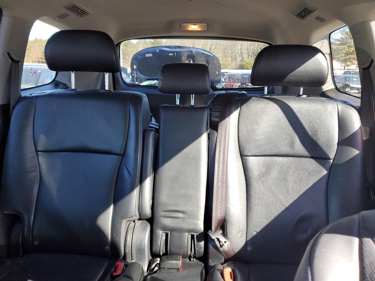 2013 Toyota Highlander - Image 10