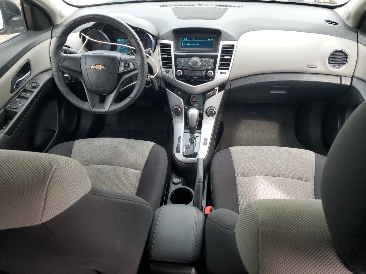 2016 Chevrolet Cruze - Image 8