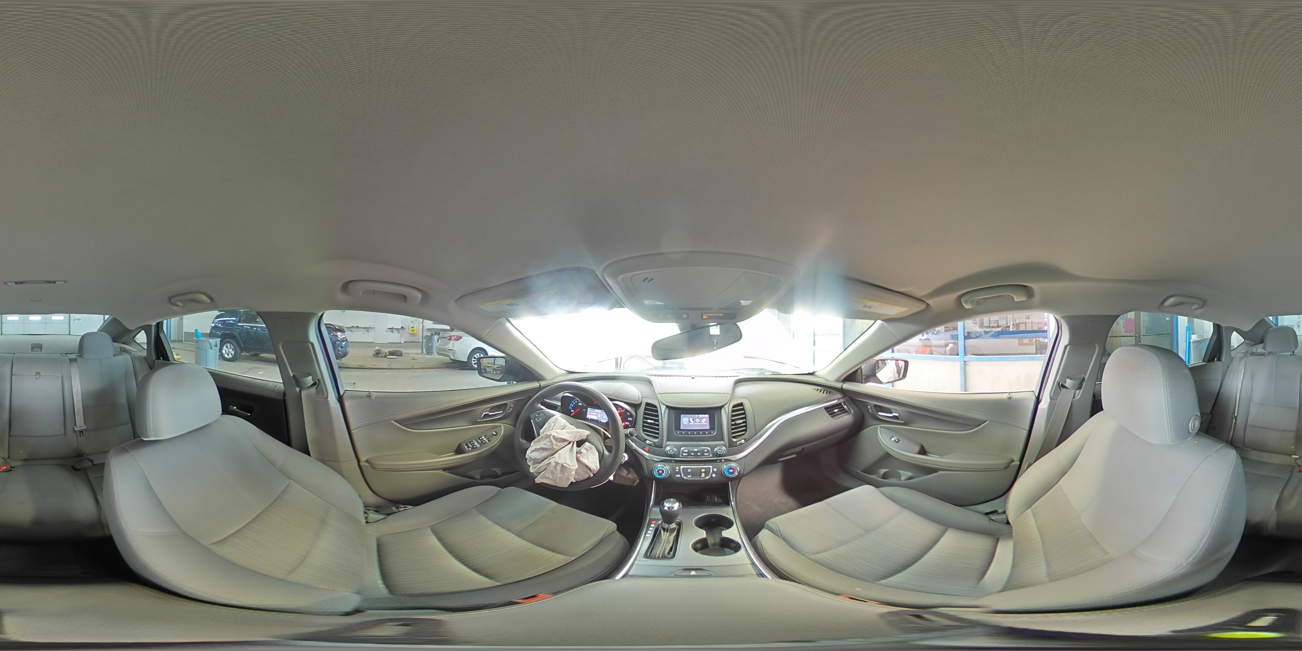 2015 Chevrolet Impala - Image 13