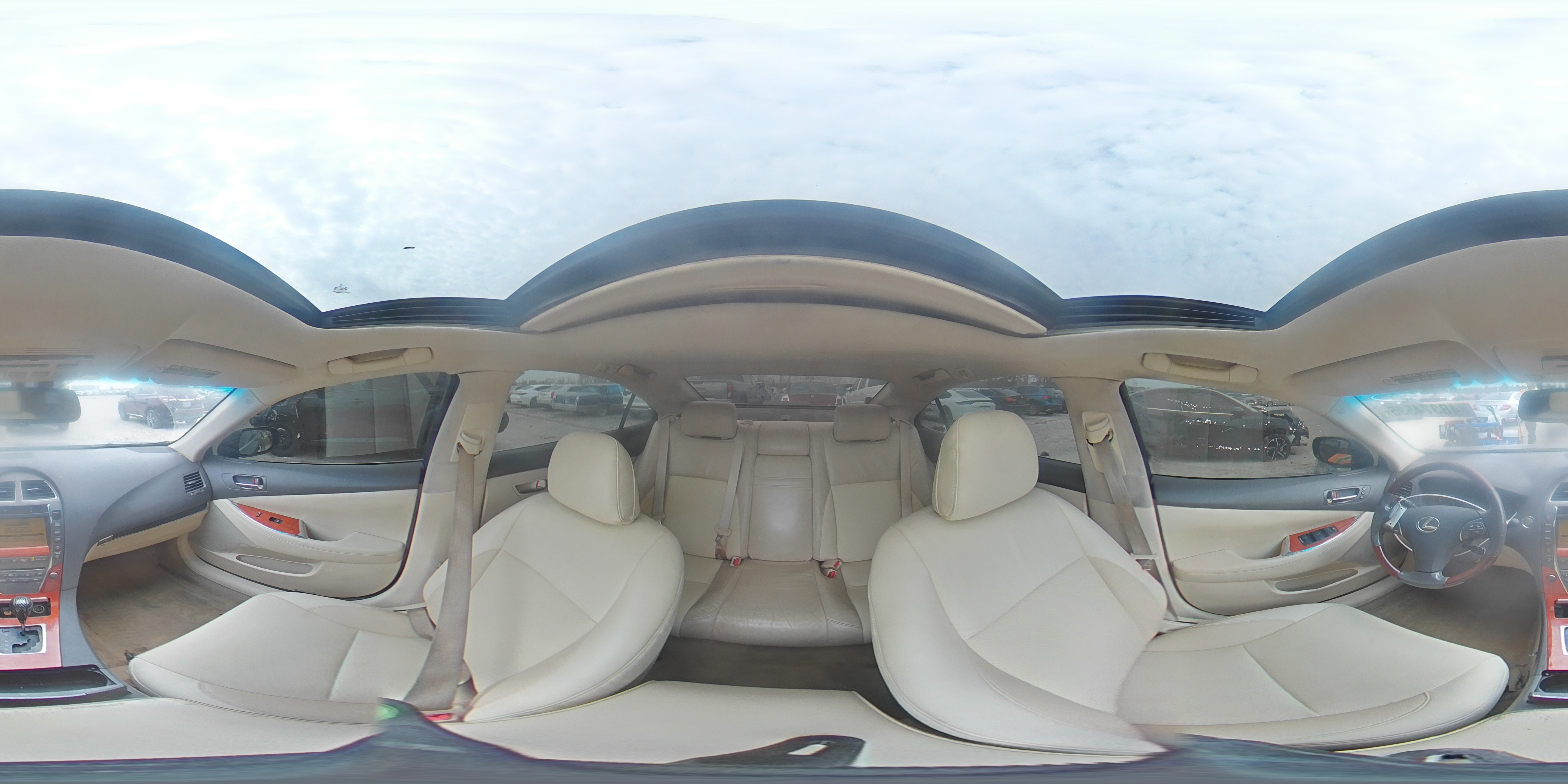 2012 Lexus ES - Image 12