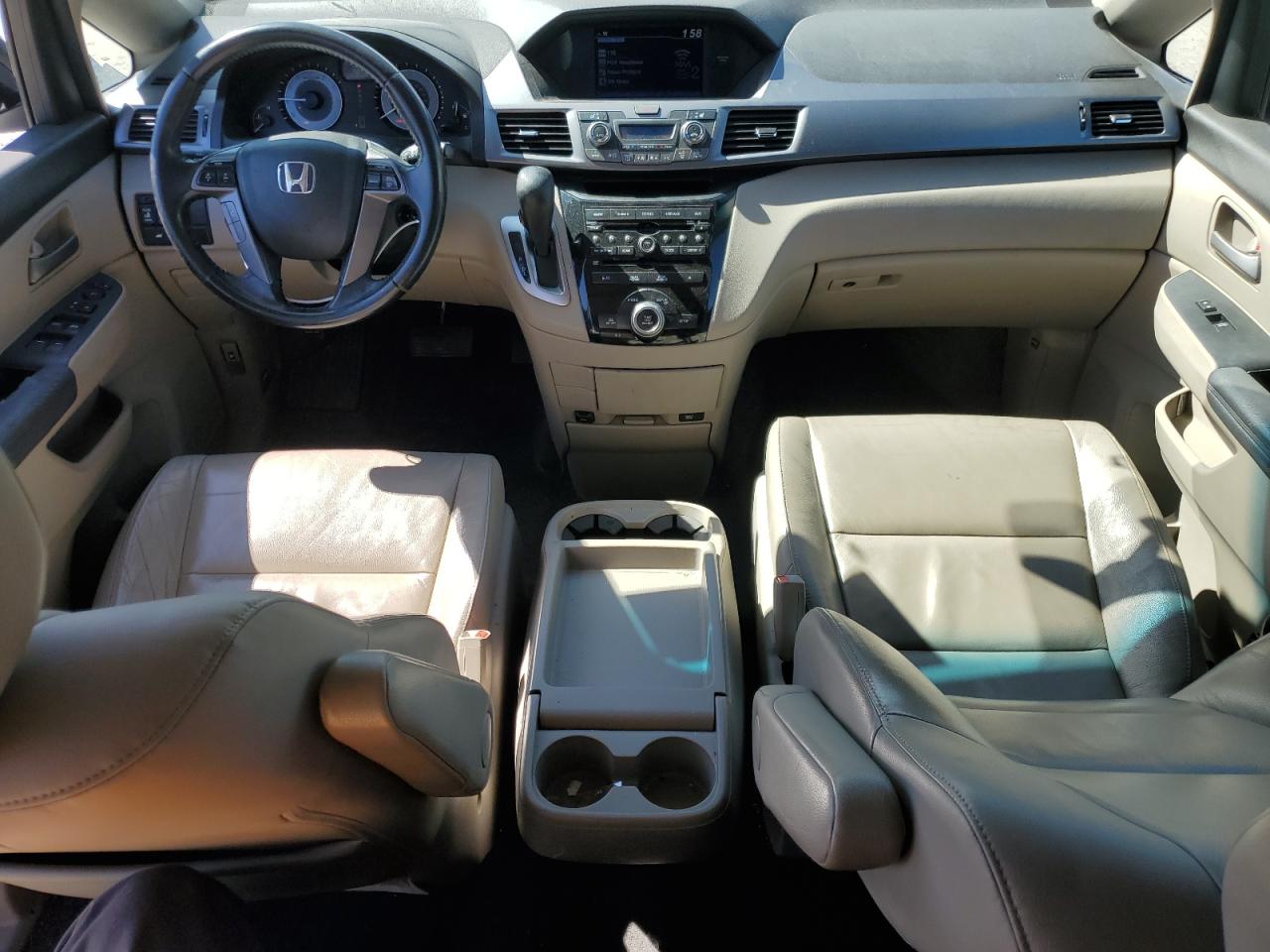 2012 Honda Odyssey - Image 8