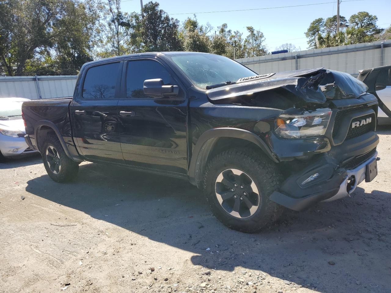 2021 RAM 1500 - Image 4
