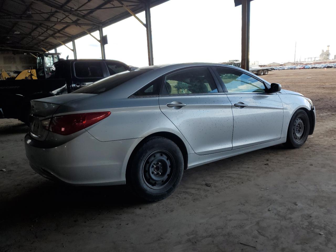 2012 Hyundai Sonata - Image 3