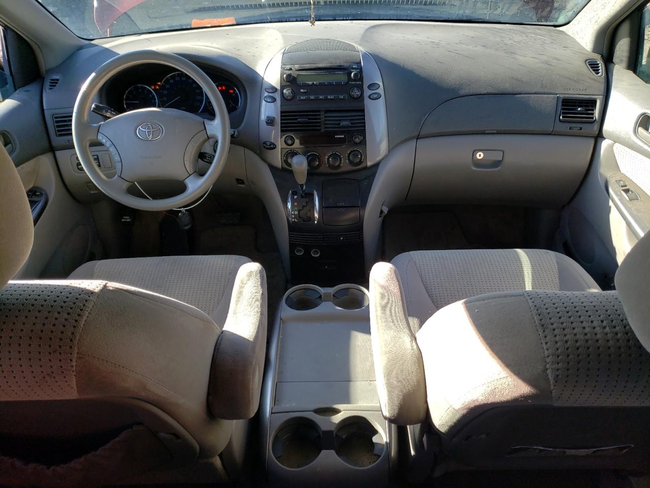 2009 Toyota Sienna - Image 8