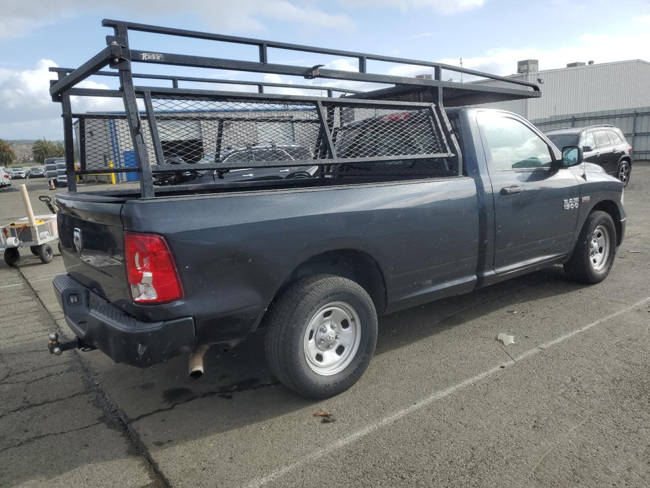 2015 RAM 1500 - Image 3