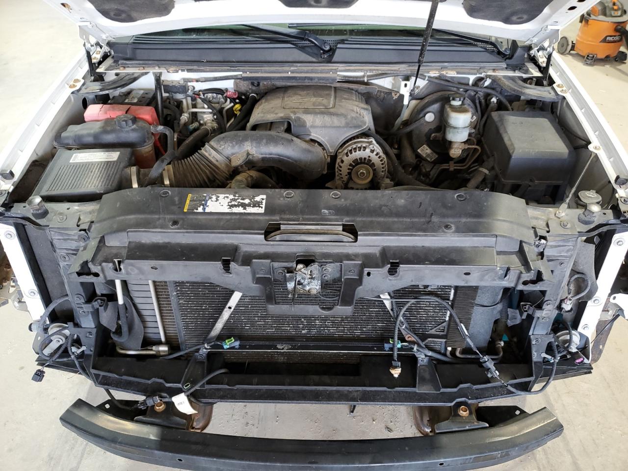 2007 GMC Yukon - Image 13