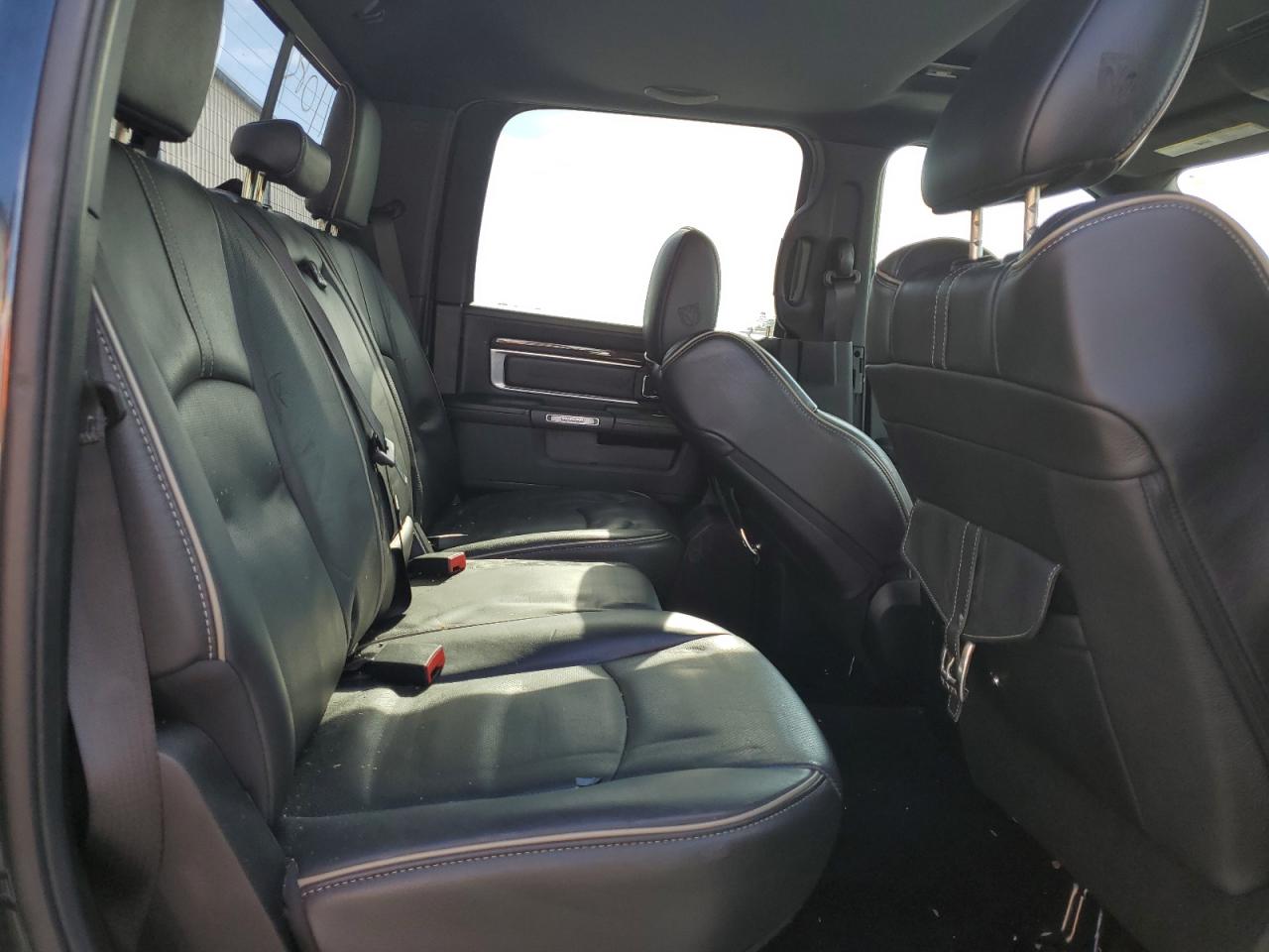 2017 RAM 1500 - Image 10