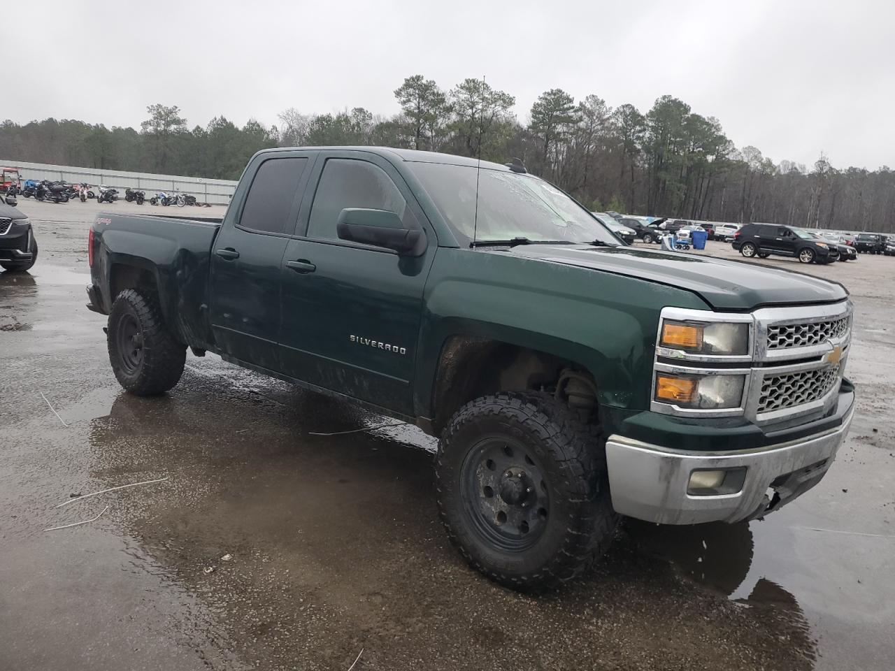 2015 Chevrolet Silverado - Image 4