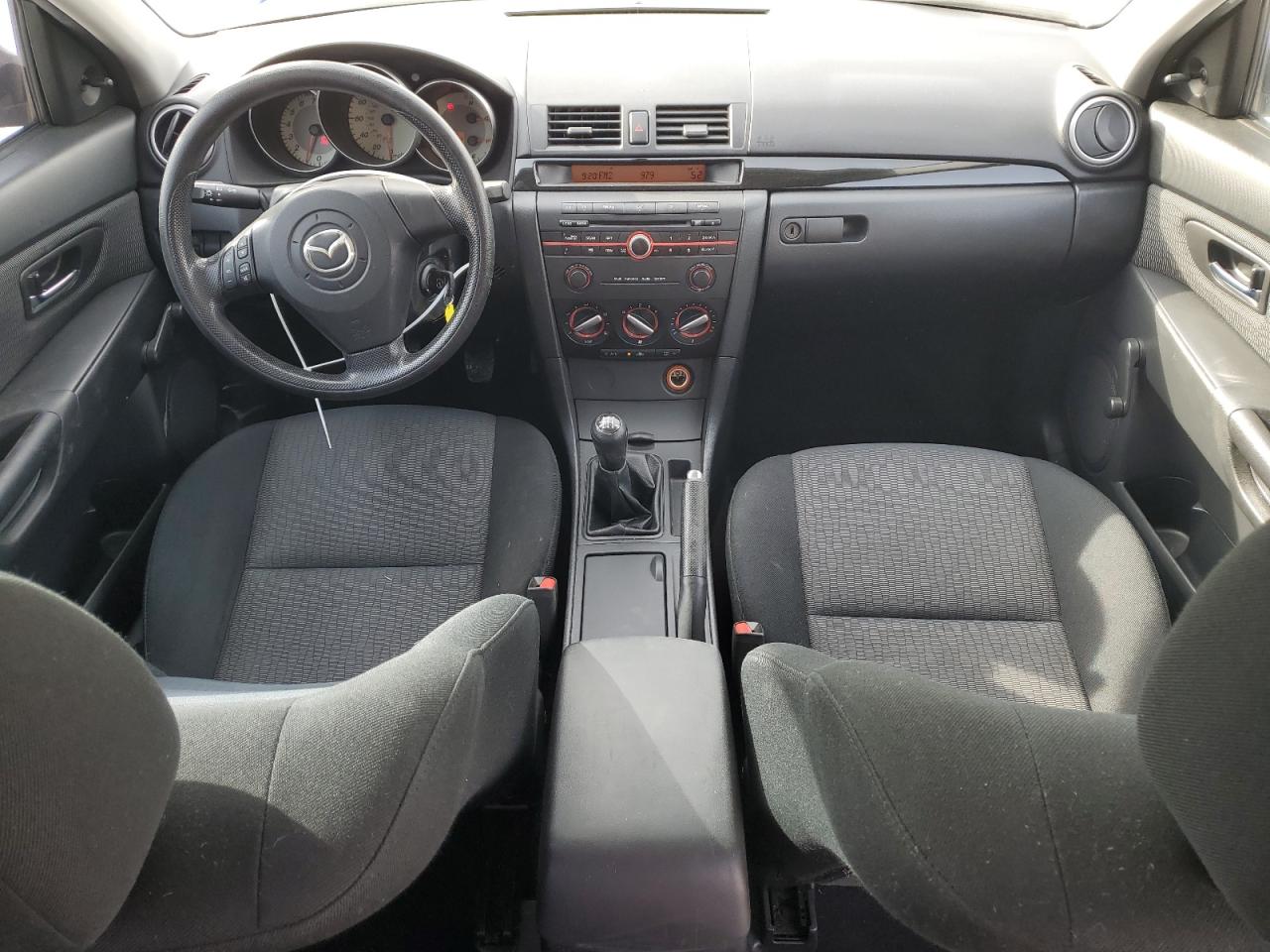 2009 Mazda 3 - Image 8