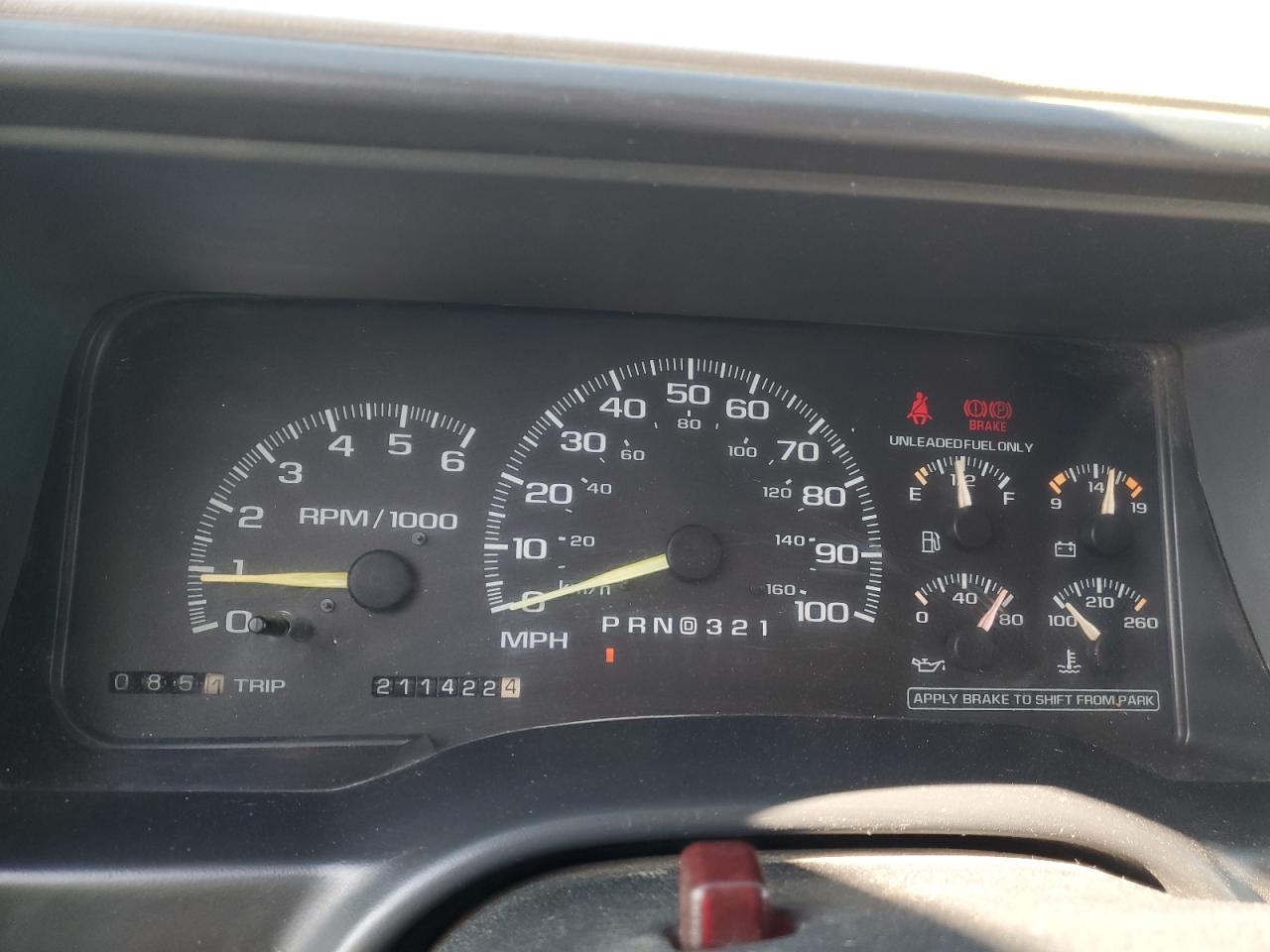 1999 Chevrolet Tahoe - Image 9