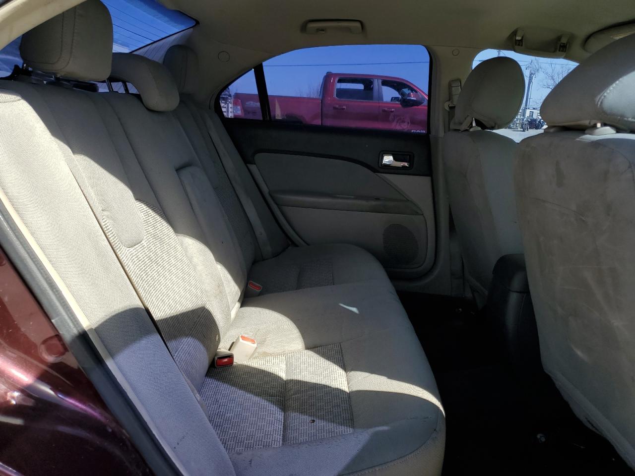 2012 Ford Fusion - Image 10