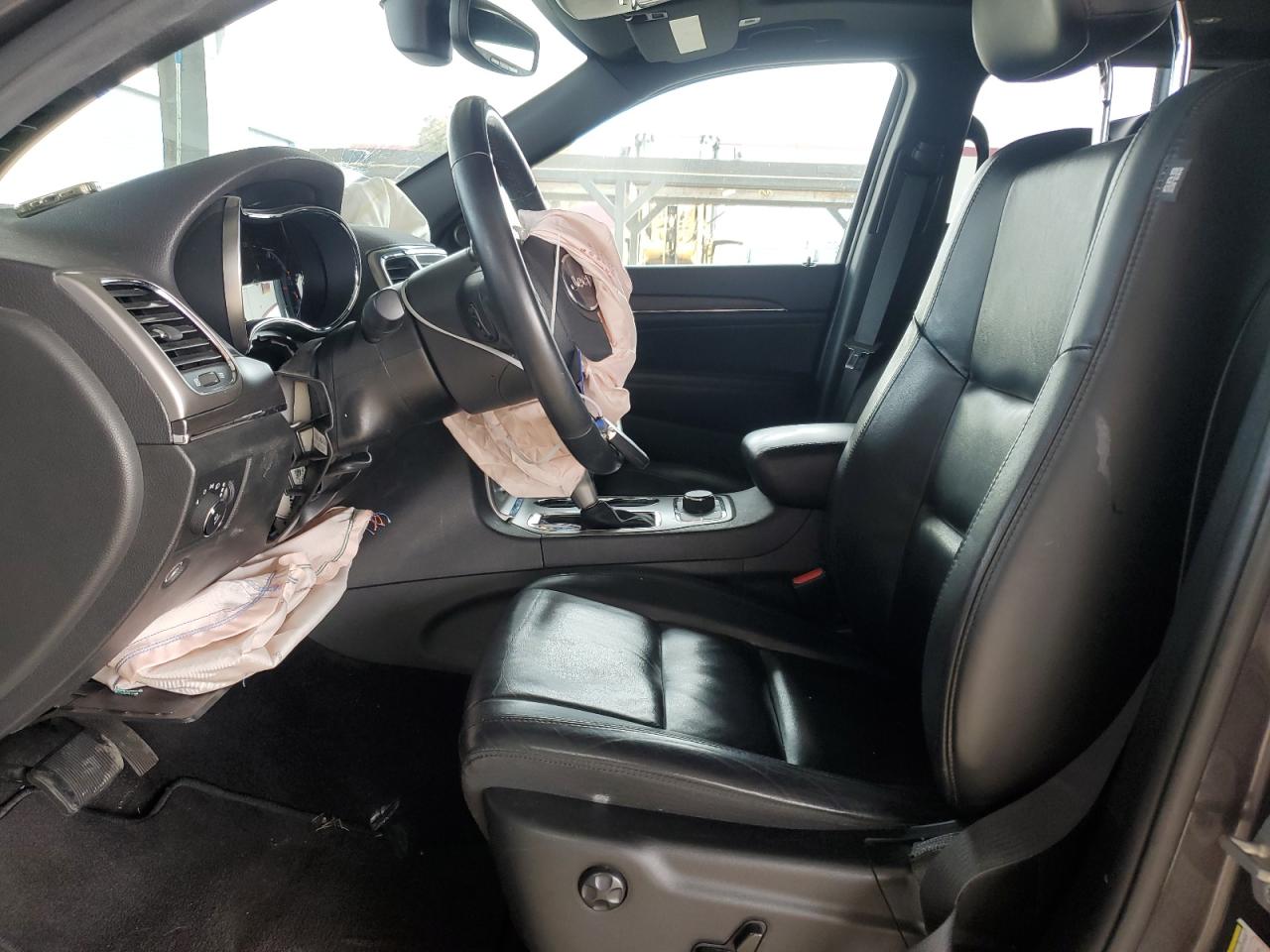2018 Jeep Grand Cherokee - Image 7
