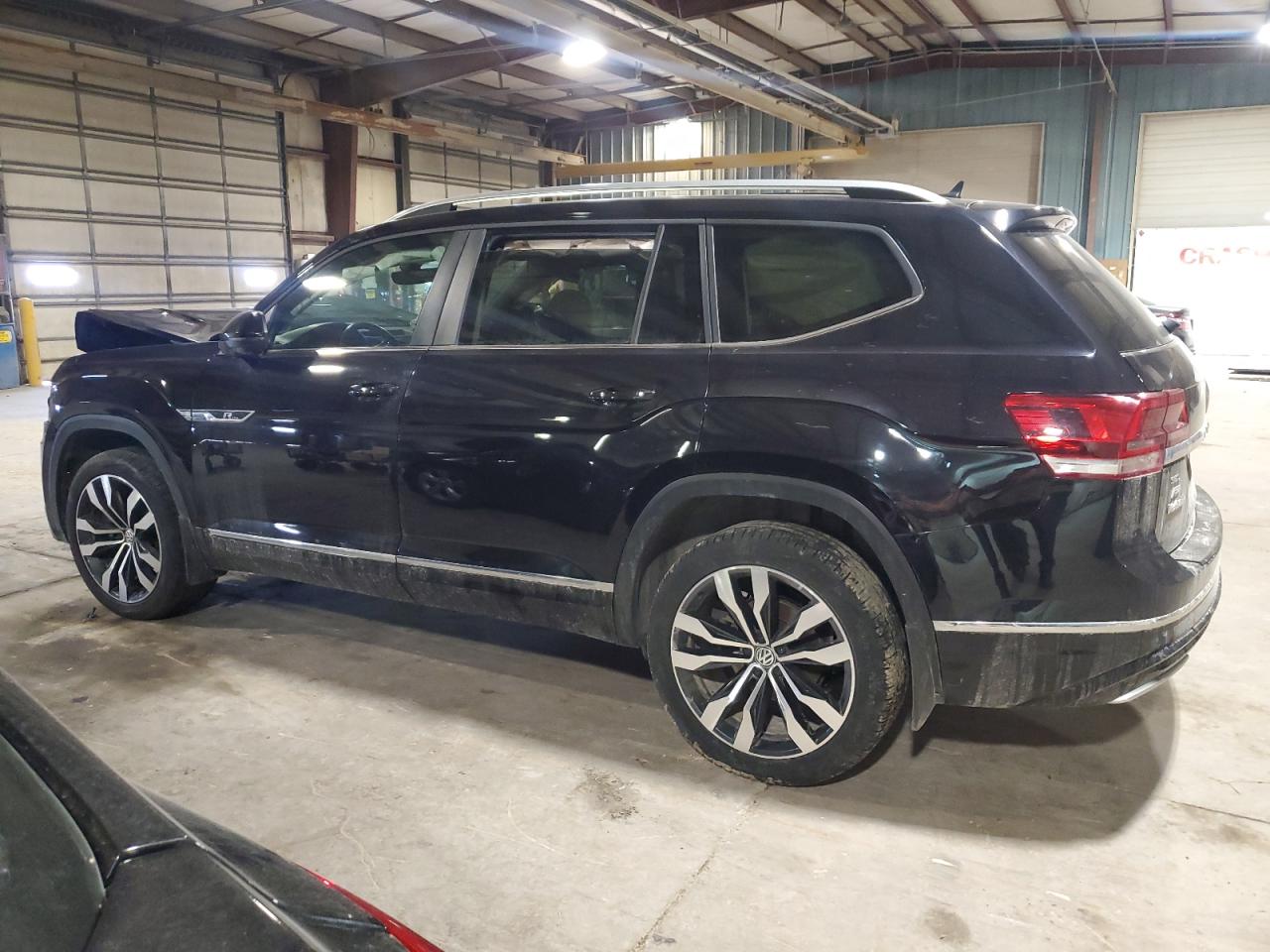 2019 Volkswagen Atlas - Image 2