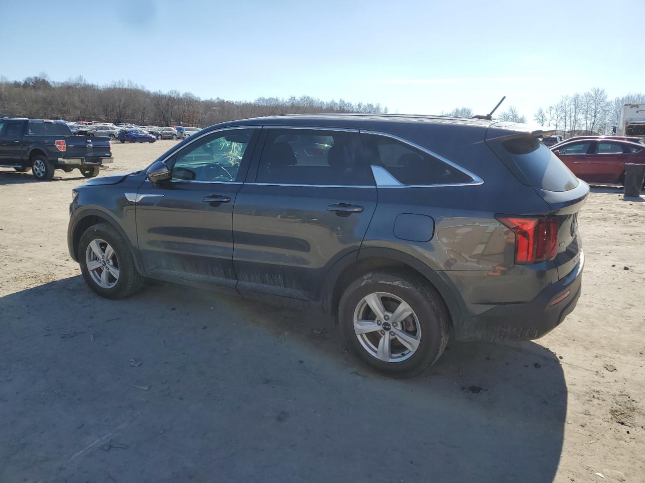 2022 Kia Sorento - Image 2