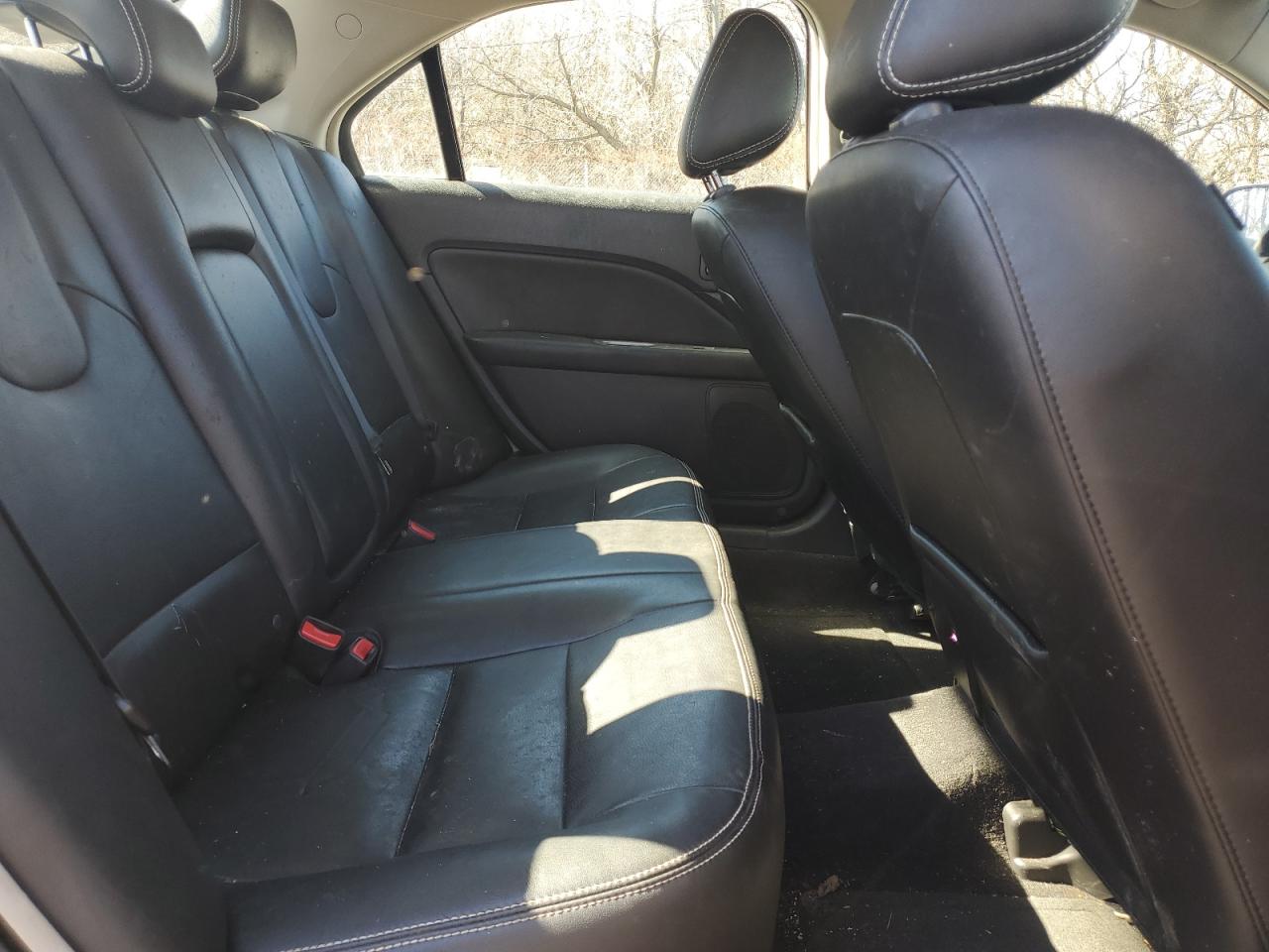 2012 Ford Fusion - Image 10