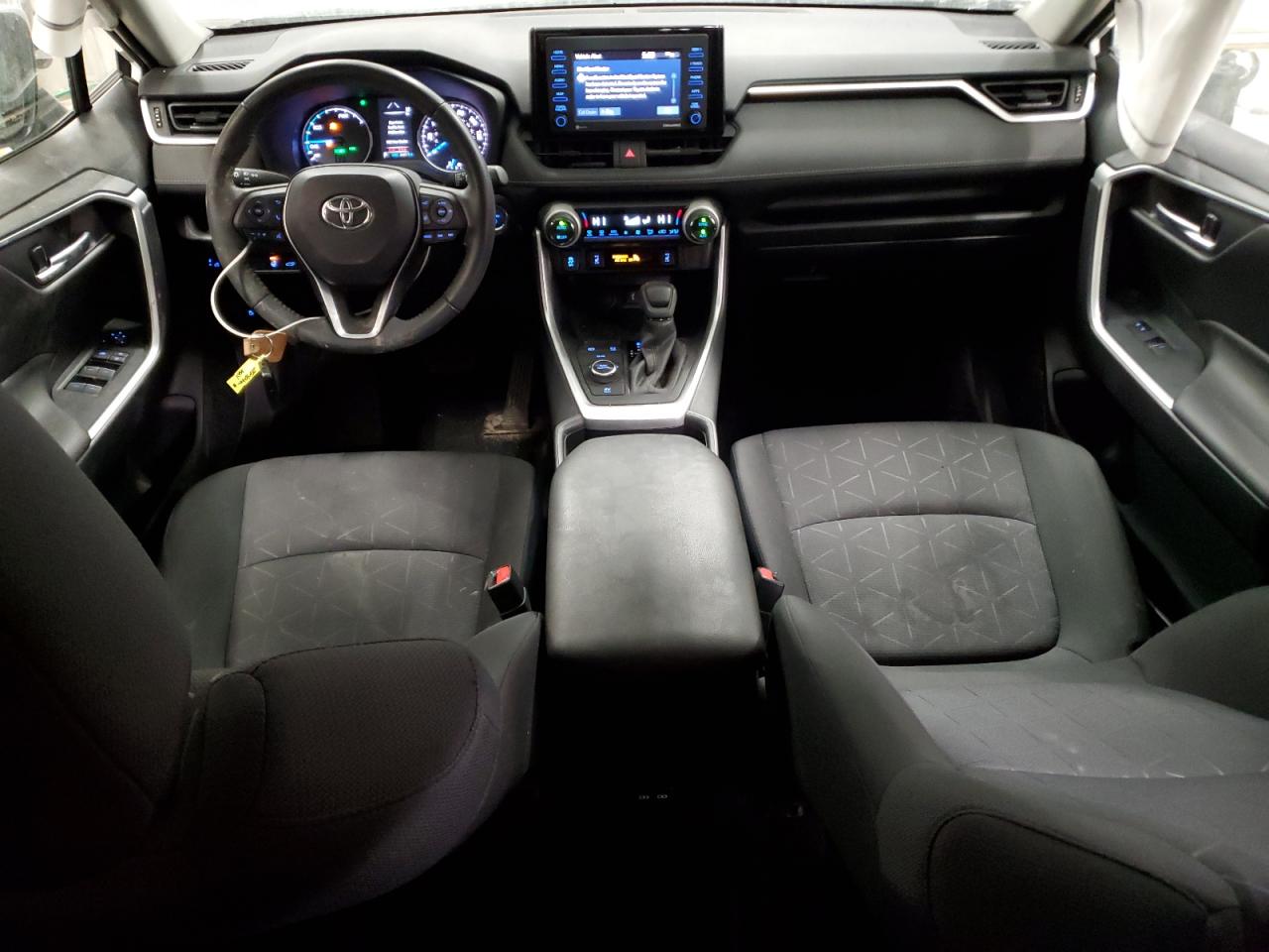 2022 Toyota RAV 4 - Image 8