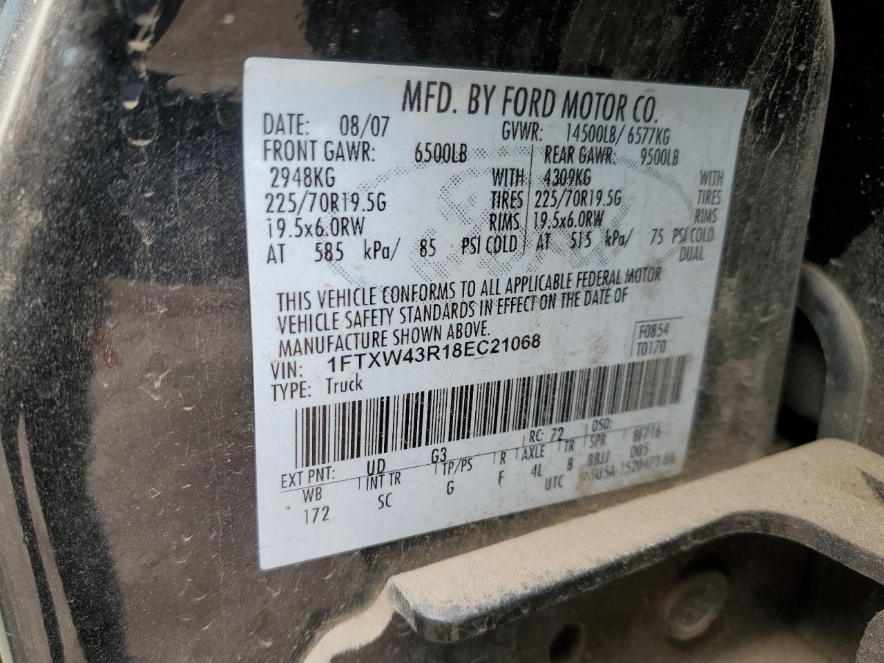 2008 Ford F450 - Image 12