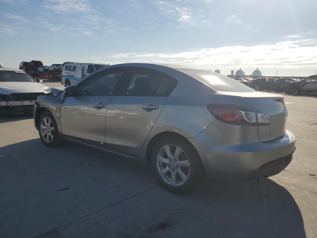 2011 Mazda 3 - Image 2