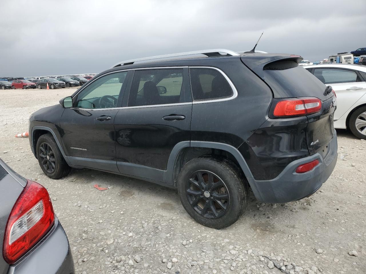 2014 Jeep Grand Cherokee - Image 2
