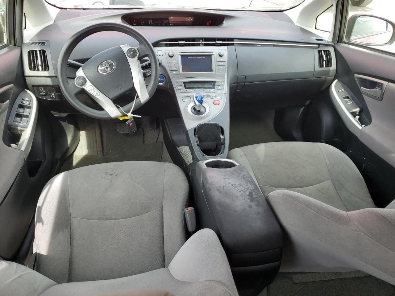 2014 Toyota Prius - Image 8