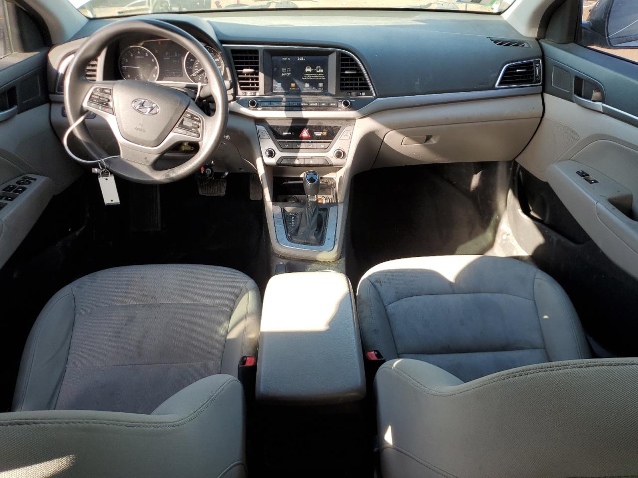 2017 Hyundai Elantra - Image 8