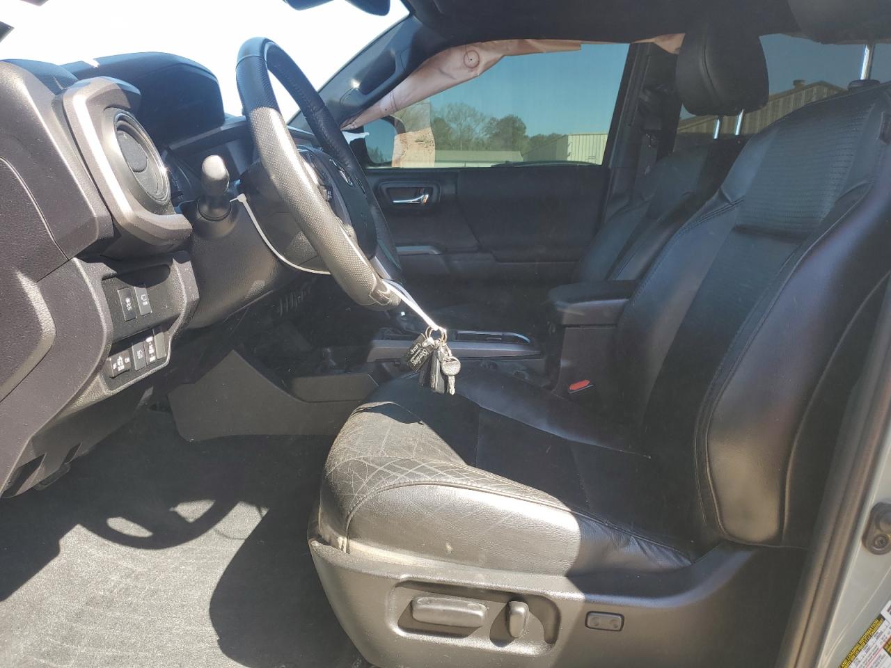 2022 Toyota Tacoma - Image 7