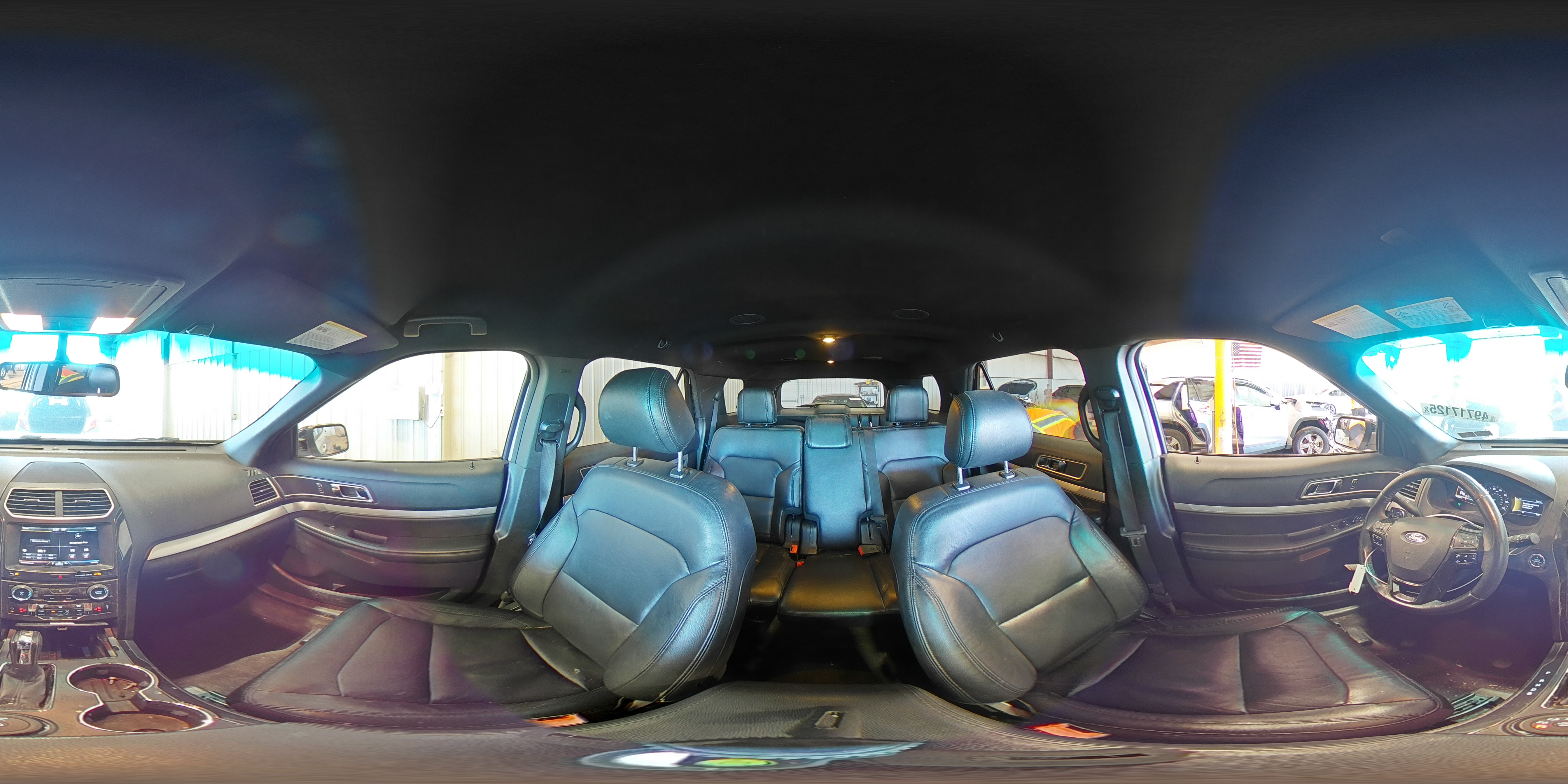 2016 Ford Explorer - Image 16